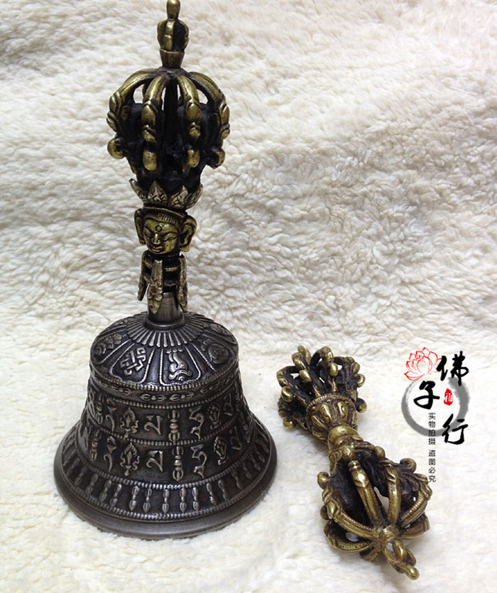 Buddhist Supplies Nepal Six Words True to the Eight Auspicious King bell Bell Pestle Bell for the Thing of the Mills