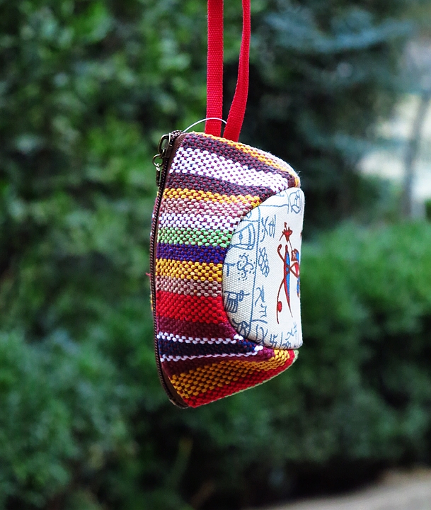 Yunnan National Wind Yuan Treasure Small Zero Wallet Cloth Art Bag Featured Hands with Canvas Zero Wallet Cute Containing Bag