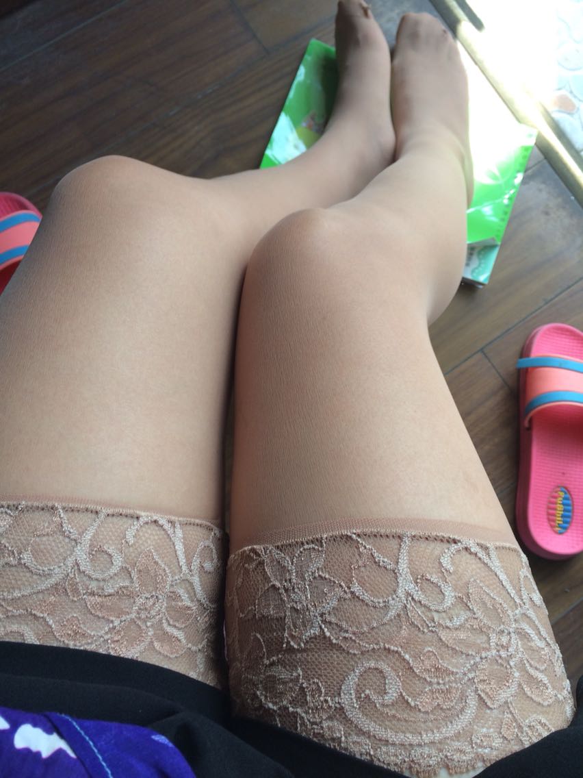 Foreign trade high-quality lace lace silicone non-slip long tube stockings arbitrarily cut stockings anti-stripping