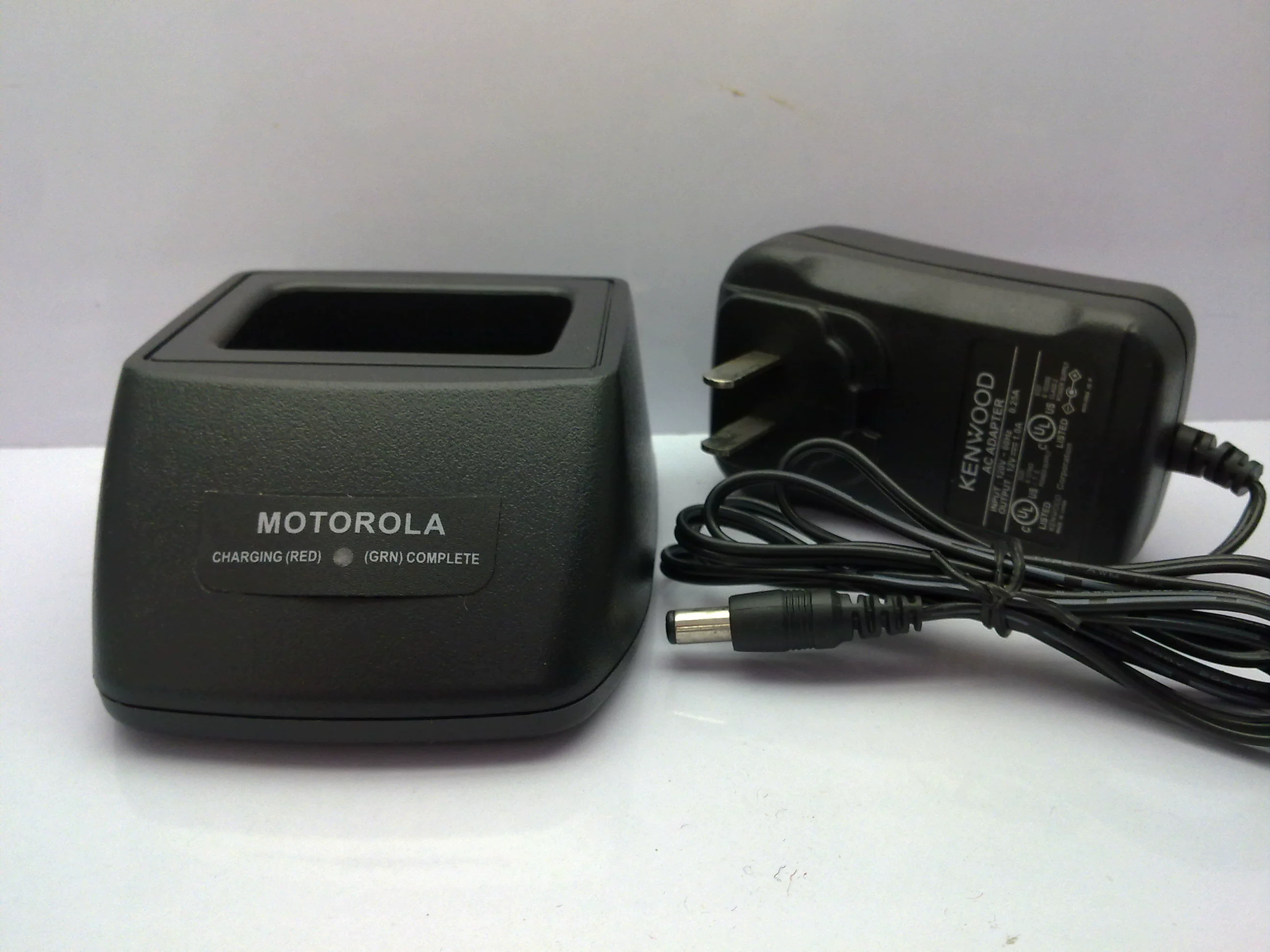 Máy bộ đàm Motorola XTS3000 XTS5000 MTP300 Sạc pin lithium Sạc thông minh - Khác
