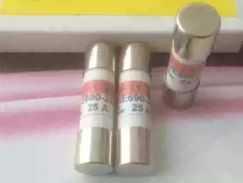 Taiwan imported fuse fuse tube 10*38 6A 690V 700V instead of FR10gb69v5