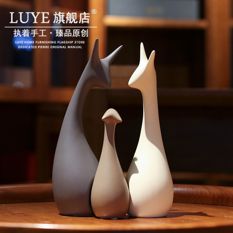 luye��ŷ�մ�¹װ��Ʒ�ڼ�