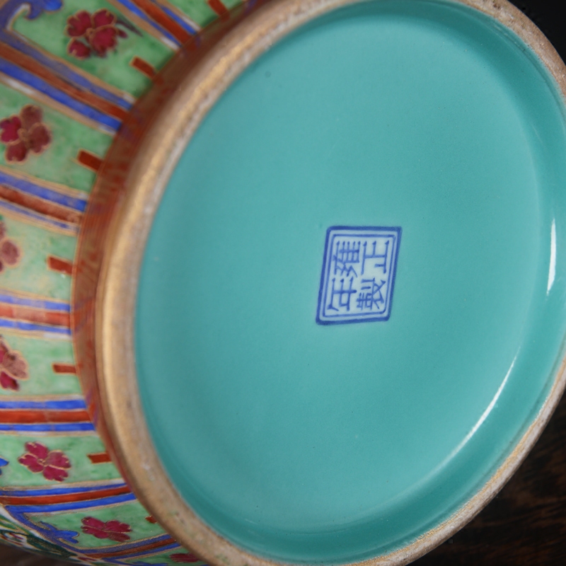 High - grade jingdezhen ceramics antique hand - made silk wulong vase furnishing articles sitting room decoration home decoration process