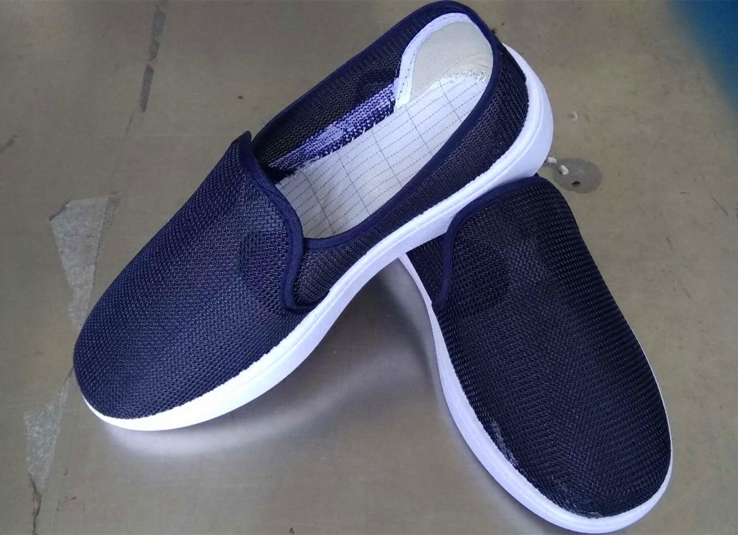 Antistatic shoes antistatic PU bottom full mesh surface shoe breathable effect good antistatic dust-free shoes dust-proof shoes