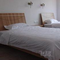 Beihai Red Windmill Holiday Inn Sea View Triple Room