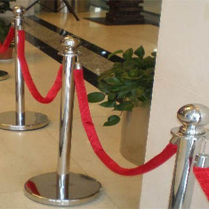 Etiquette fence rental Concierge railing rental Lanyard fence rental Lanyard one-meter line rental