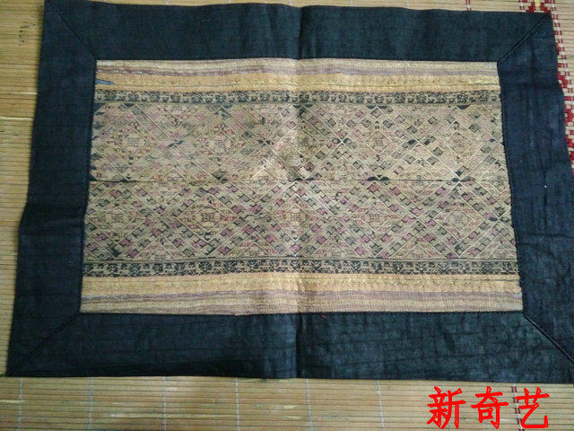 Old embroidery Miao artisanal embroidery minority embroidery embroidery piece number yarn embroidery piece 03