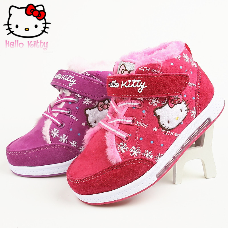 HELLO kitty女童鞋凯蒂猫冬款保暖加绒小童运动鞋带灯板鞋DI3215
