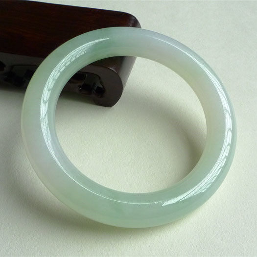 Myanmar natural clear water color floating green flower jade natural old pit A goods jade round bracelet with certificate KH011