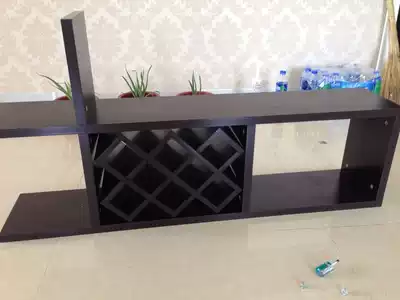 Modern minimalist wine rack wine cabinet European style cabinet wall-mounted diamond lattice wine cabinet decoration cabinet