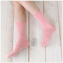 Foreign trade Japan autumn and winter thick five finger socks women cotton black Middle tube cotton pile socks loose toe socks