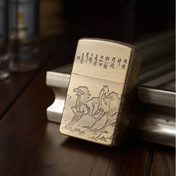 Hong Kong zorro kerosene lighter bronze three-sided engraved eight steed figure Zorro lighter ultra-thin windproof