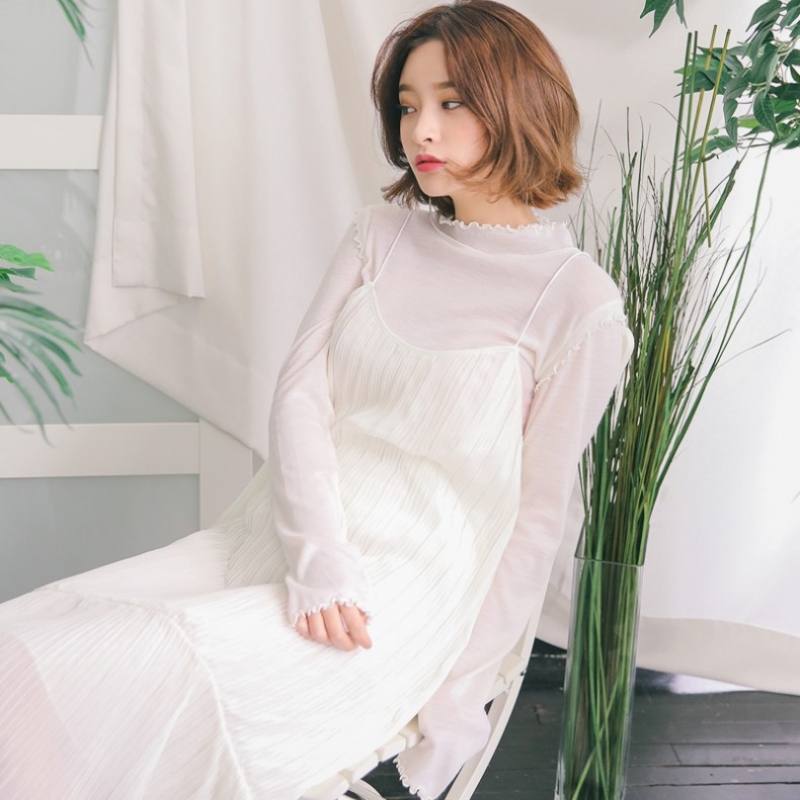 韩国stylenanda官方正品 浪漫褶边修饰纯色T恤-象牙色