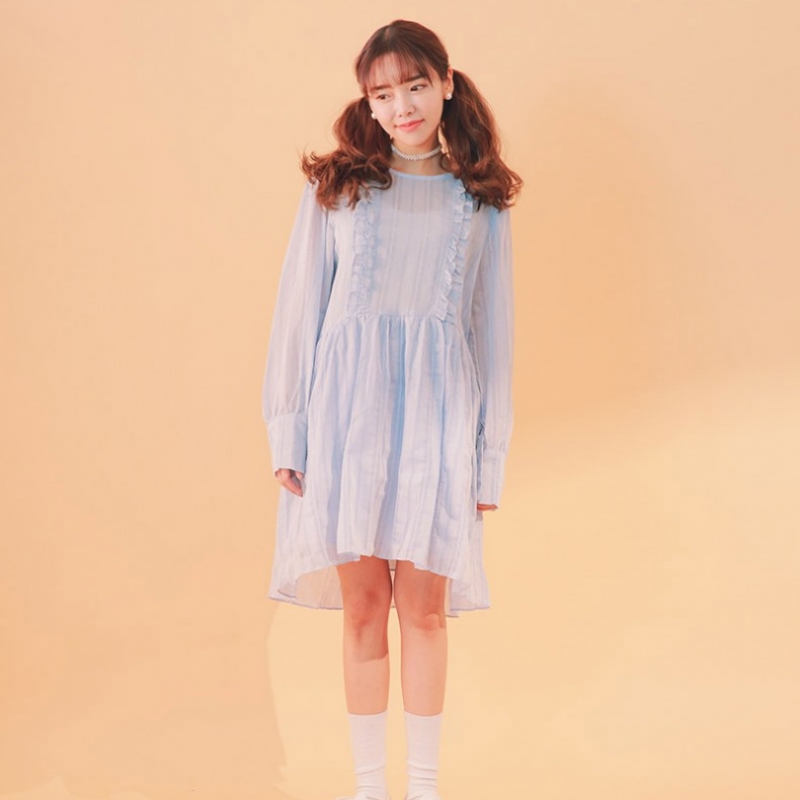 韩国stylenanda官方正品 少女系褶裥点缀连衣裙-天蓝色