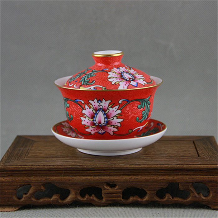 Qingganlong red grilled pastel tangled flowers Horseshoe rice cup lid bowl climbing flower kung fu teacup Boutique antique porcelain