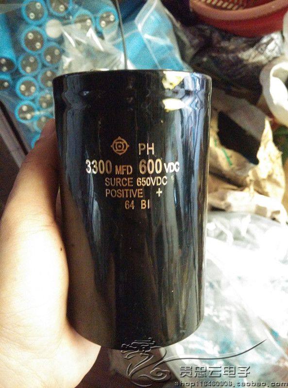 Imported Hitachi screw foot 600V3300UF 3300UF600V inverter filter aluminum electrolytic capacitor