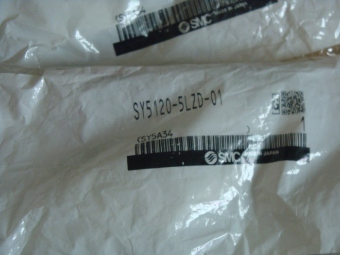 New original SMC SY5120-5LZD-01 solenoid valve laser label physical picture