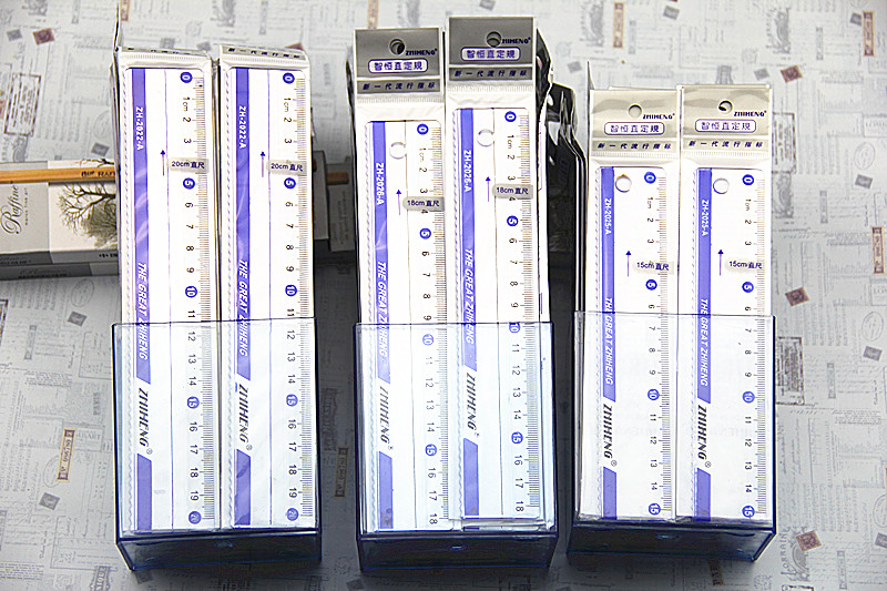 Wholesale Zhiheng 15 18 20cm ruler Transparent ruler Plastic ruler Student ruler drawing instrument