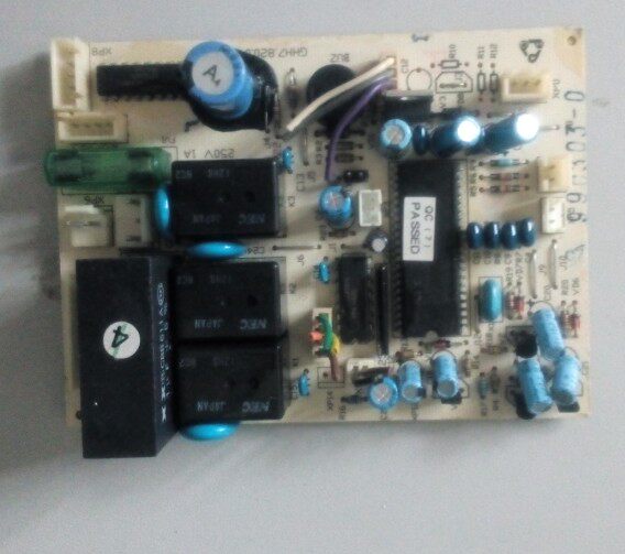 Original Spring Lan Air conditioning wall-mounted cold air computer control board GHH7 820 0