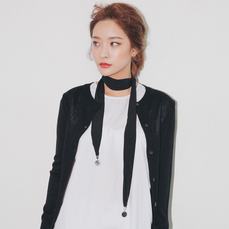 韩国stylenanda官方正品 刻字圆形吊坠颈带-黑色