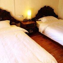 Lijiang Shuhe Qingtao Inn Taozishan