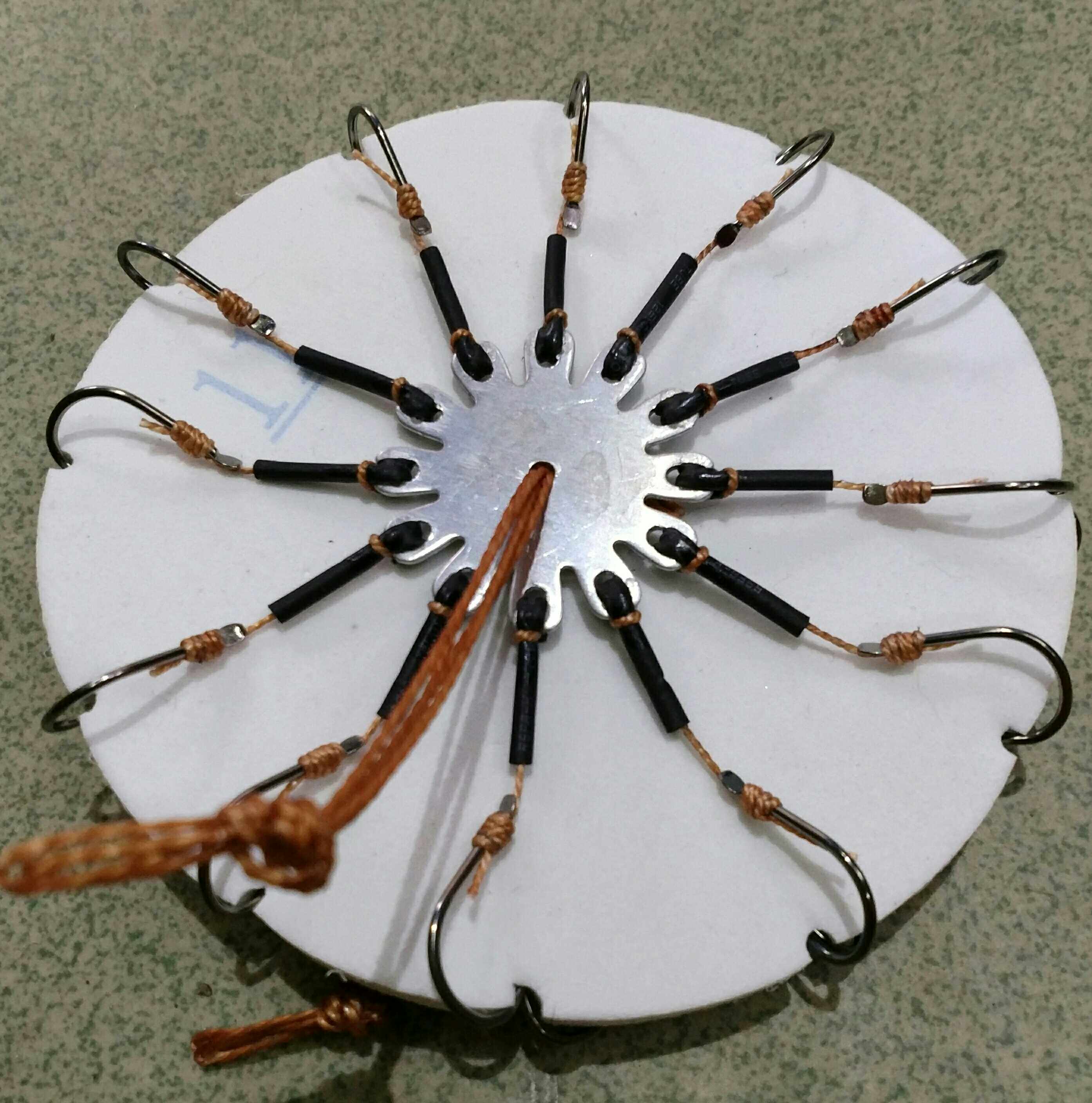 Flip plate hook fish hook plate hook replica hook bran cake hook 8 claw hook 12 claw hook special hook for sea fishing