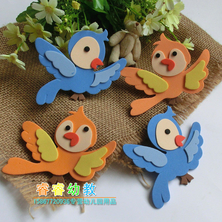 Kindergarten classroom wall newspaper decoration board newspaper decoration supplies Sky theme bubble bird little swallow