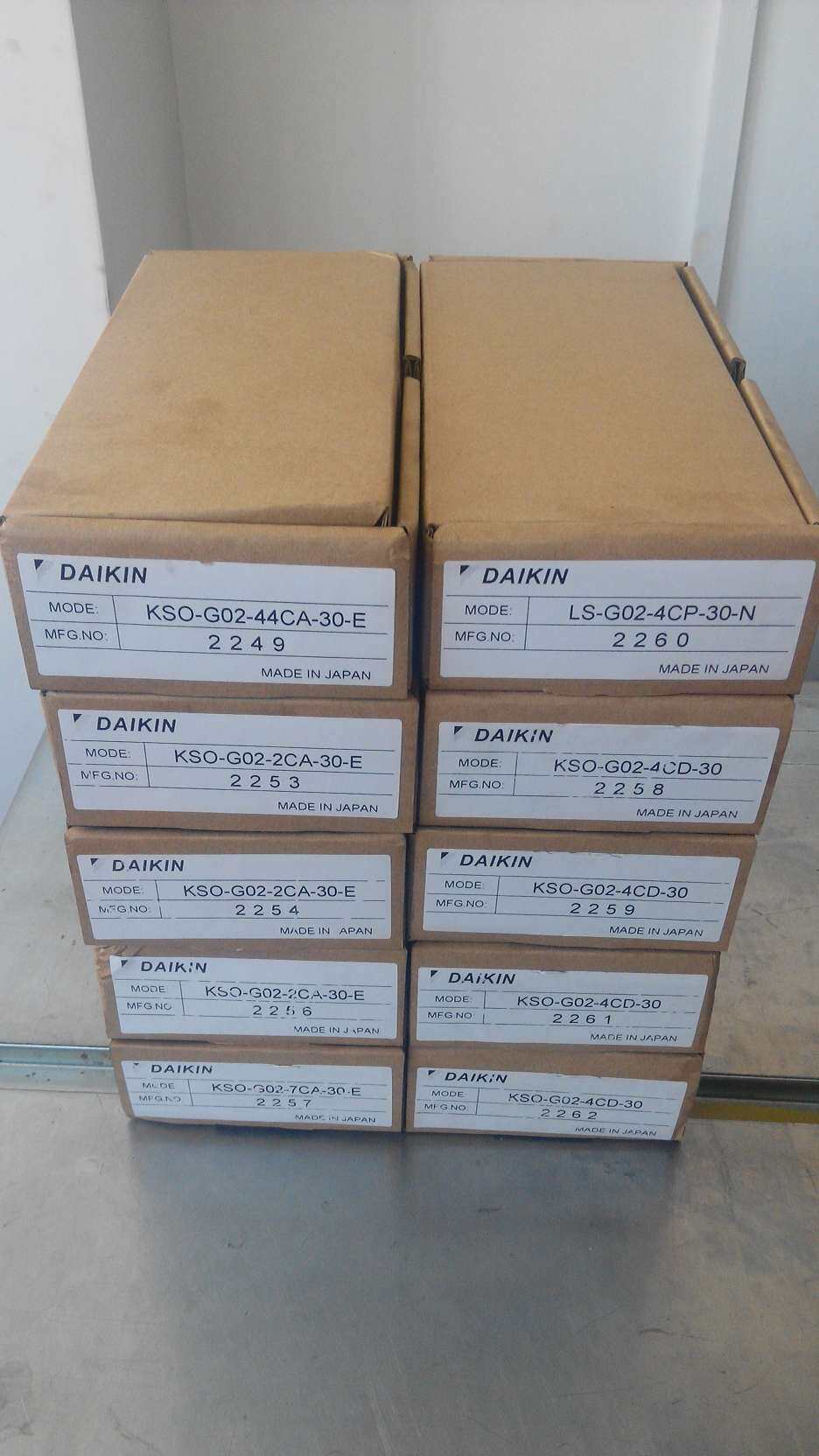 Japan Great Kim DAIKIN solenoid valve JSO-G02-4CB-20 JSO-G02-2CB-20