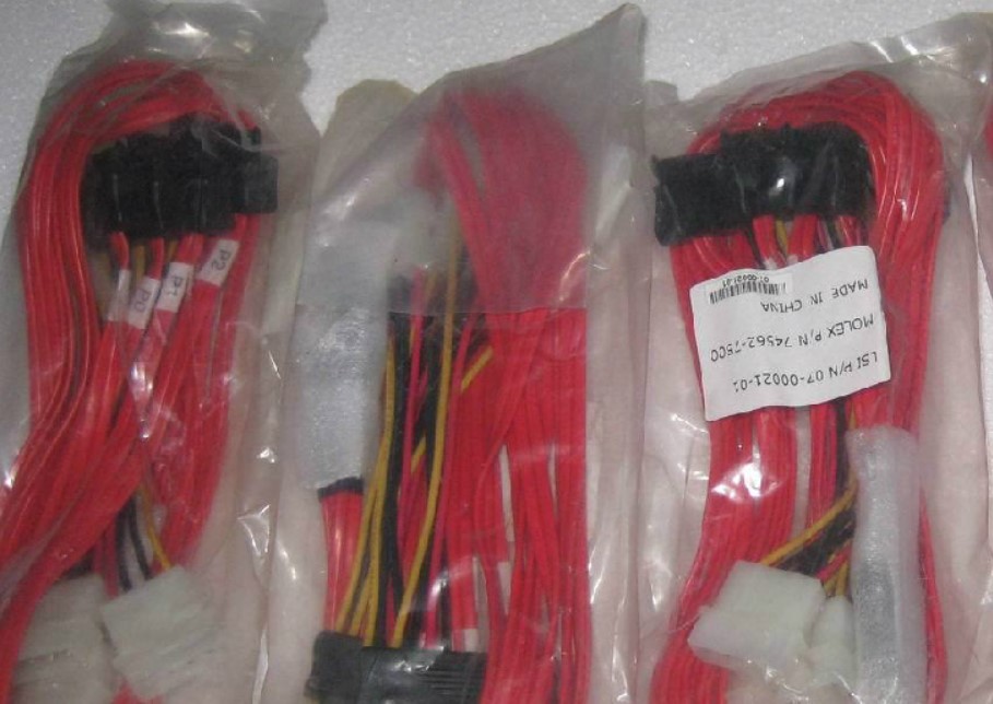 Mos Molex miniSAS SFF-8087 to SFF-8482 1 to 4*SAS data line
