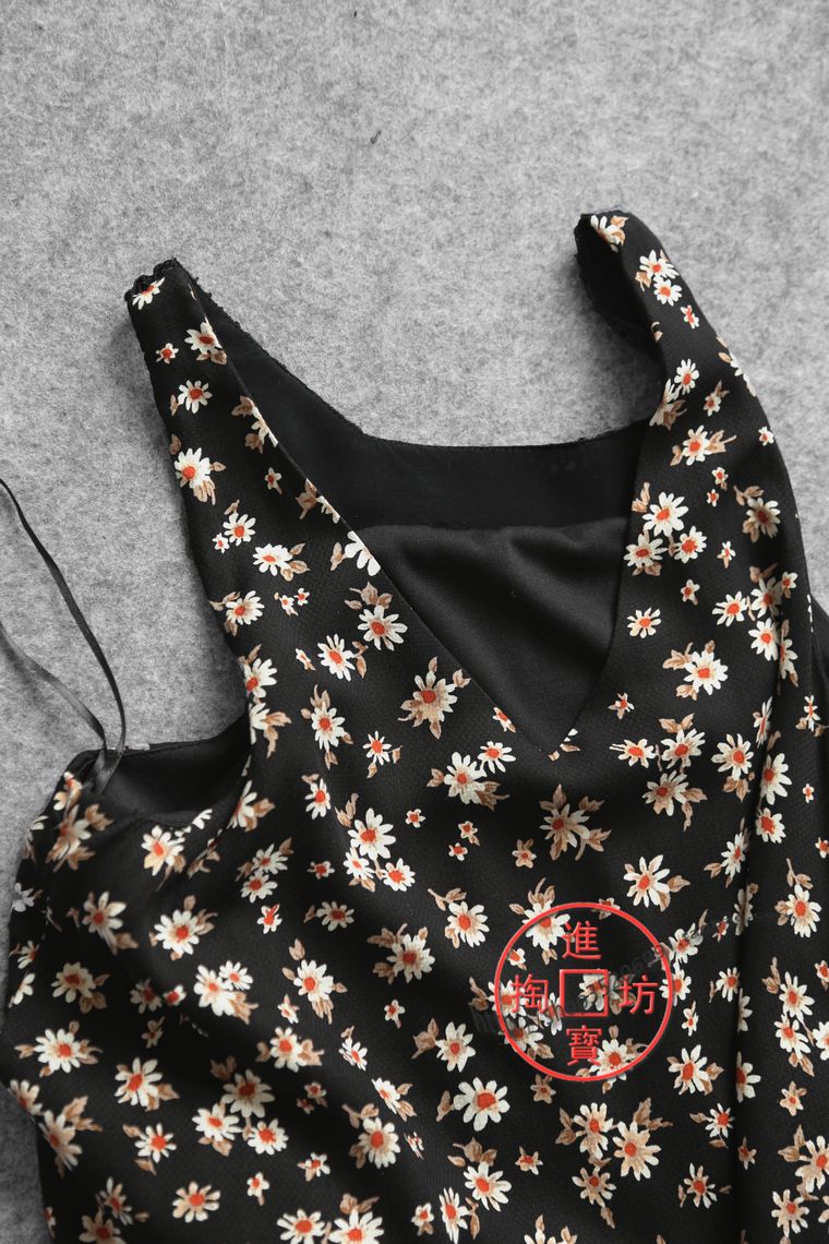 132d 0510 eyelash lace lace with a sleeveless snow-spinning shirt