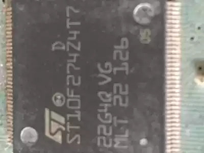 Original package ST10F276Z5Q3 ST10F276Z5T3