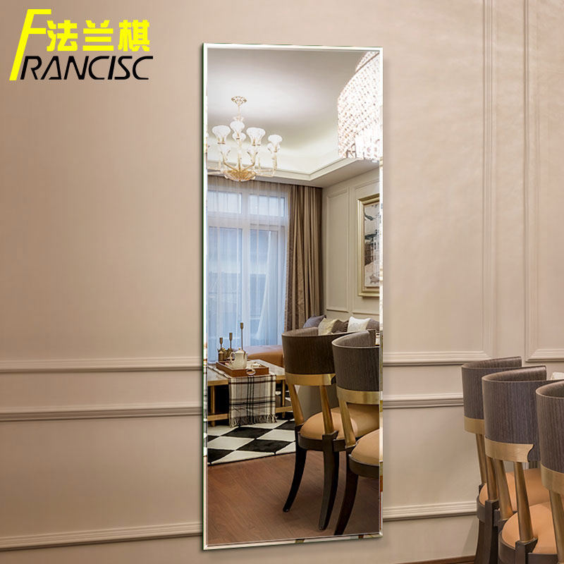 �����崩�¾�745