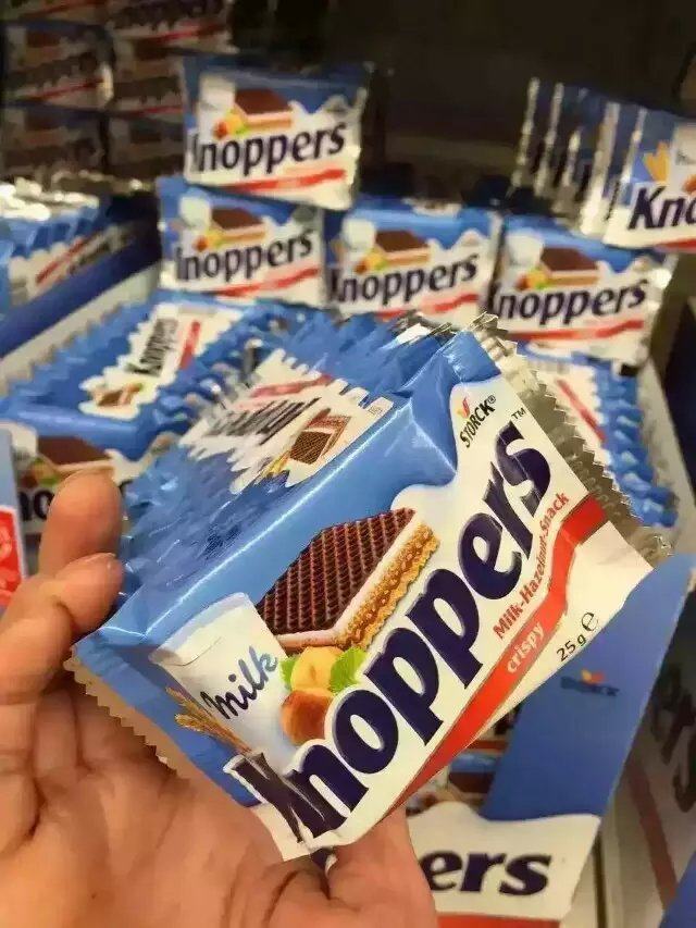 Group 2 Australia Knoppers Milk Hazelnut Chocolate Weihua Biscuits 10 Lianbag snacks