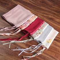 Bedding beauty beauty printing skin anti-wrinkle silk pillow leather heavy silk pillow towel Mulberry Silk Silk Silk