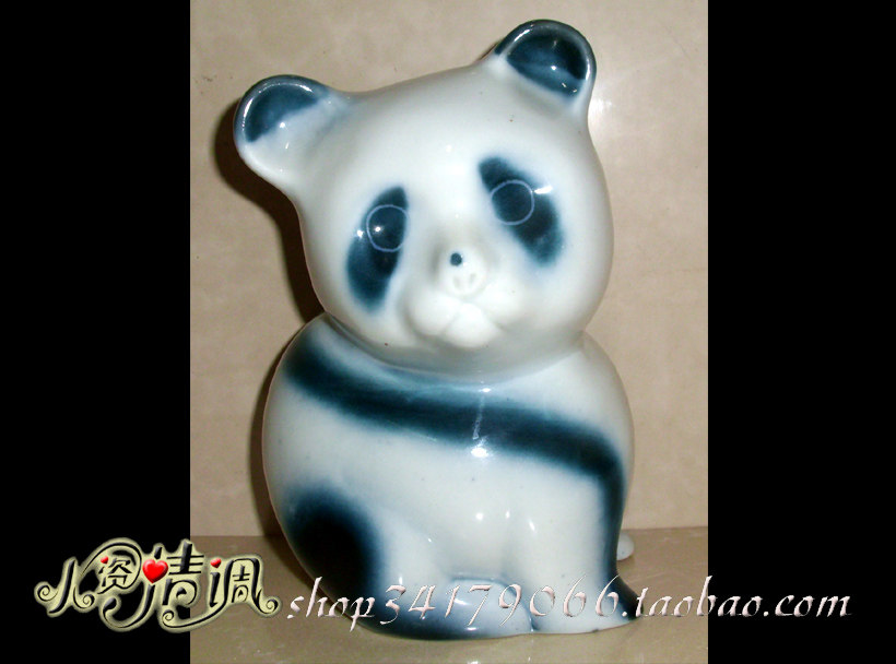 (arts and crafts ceramics) 80s Panda porcelain pendulum pieces