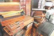 Giải phóng mặt bằng chứng khoán Chế biến món ăn bằng gỗ Pallet