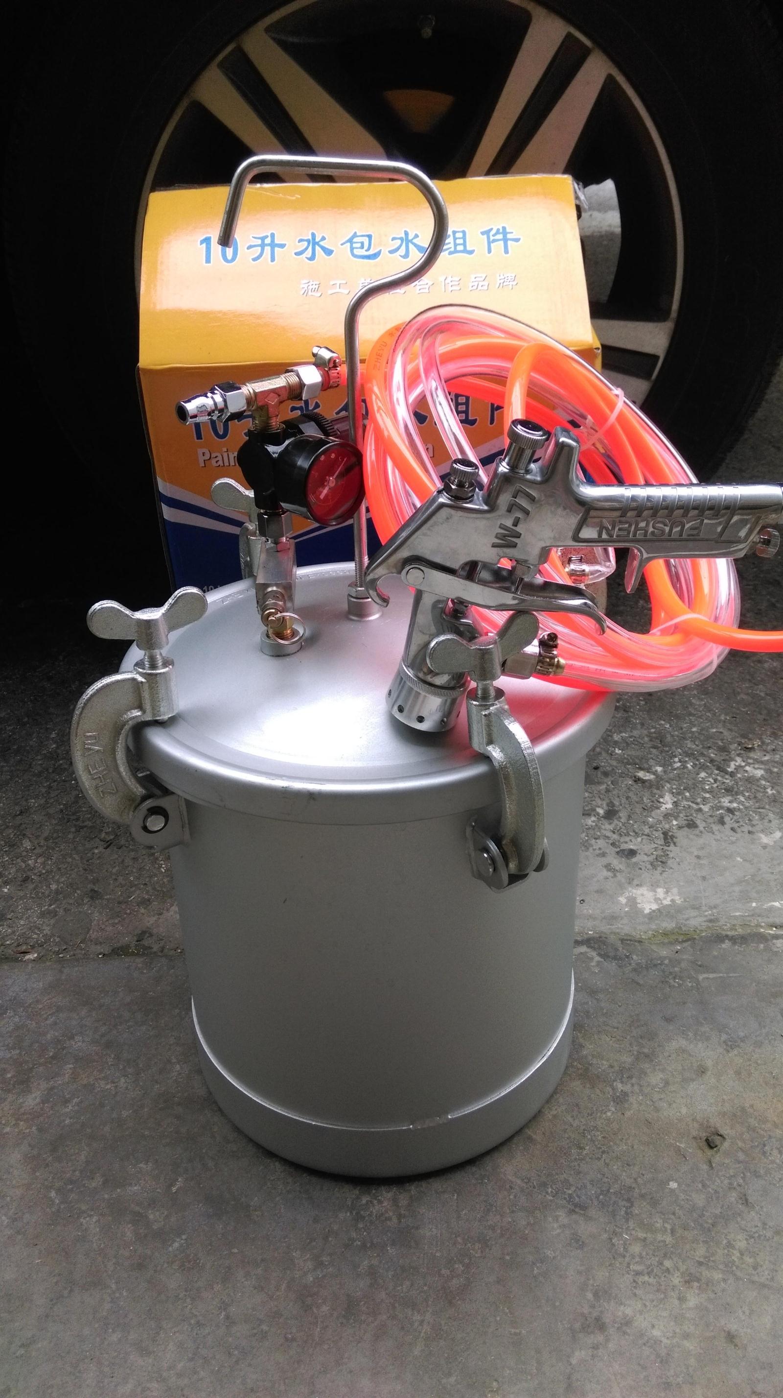 Original Taiwan Fengrui 10L water reservoir pressure drum paint paint colorful paint spray gun