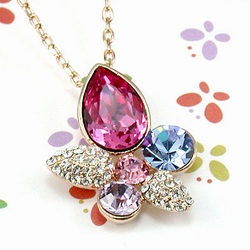 台湾官网直邮进口【伊饰晶漾】嫩彩花型水晶项炼