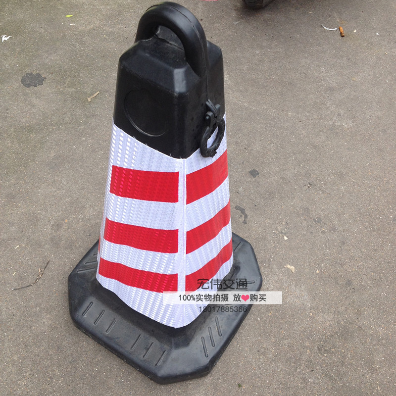 Traffic Highway Parking Lot 70 Cm Plastic Square Cone Reflective Cone Custom Road Cone Warning Cone Ice Cream Cylinder Barricade