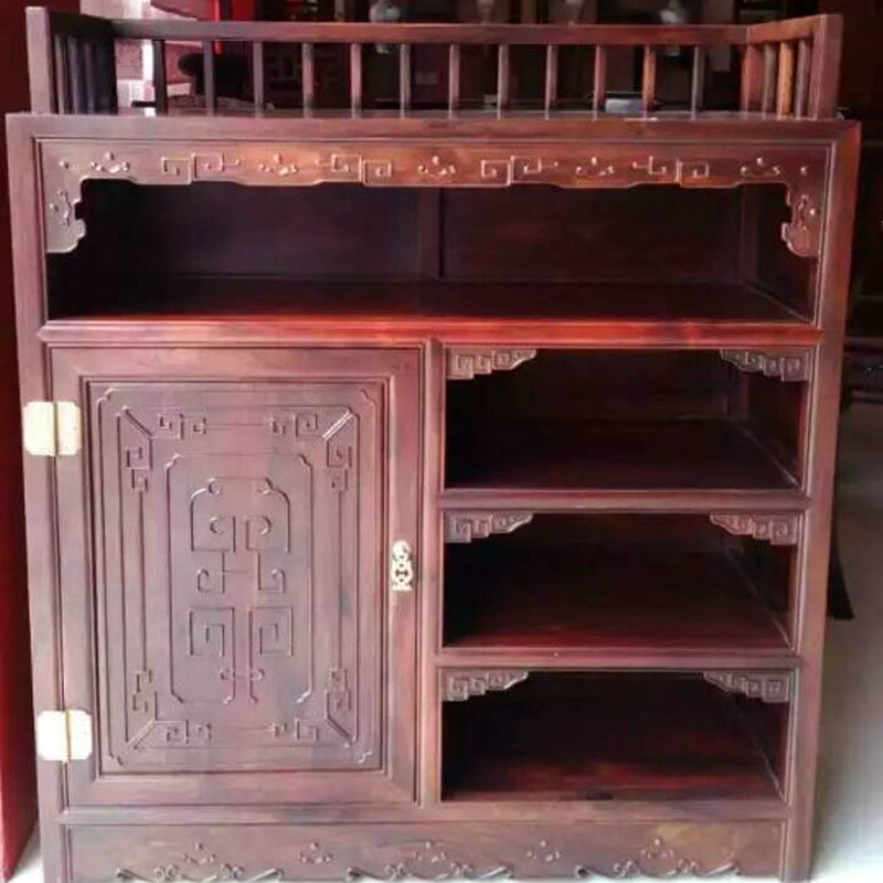 �������֦ľ�ͱ߹�