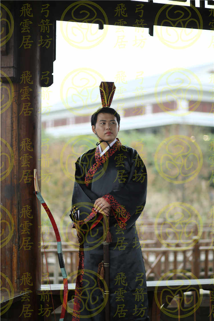 () Feiyunju traditional archery Hanfu narrow sleeves (male black female red) can be matched with a coat