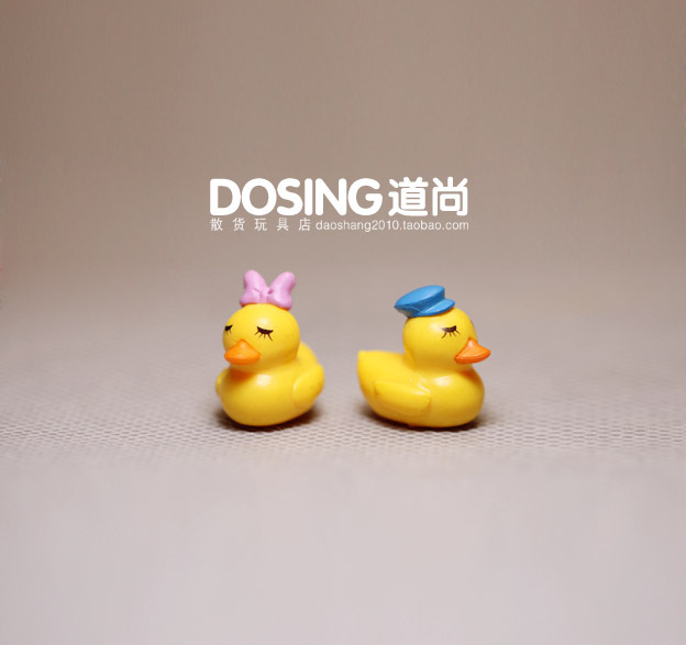 Miniature Cartoon Q-Version Couple Version Little Yellow Duck Yellow Duckling Figurine Model Ornament