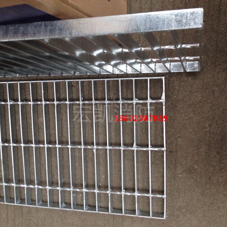 Manhole cover Galvanized cover Hot-dip galvanized steel grating Water grating cover 300X500 steel grating
