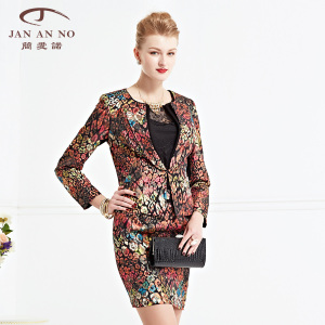JAN AN KHÔNG CÓ Jane Enouqiu new slim giảm béo nhỏ phù hợp với in ấn OL áo khoác ngắn nữ J310098SY