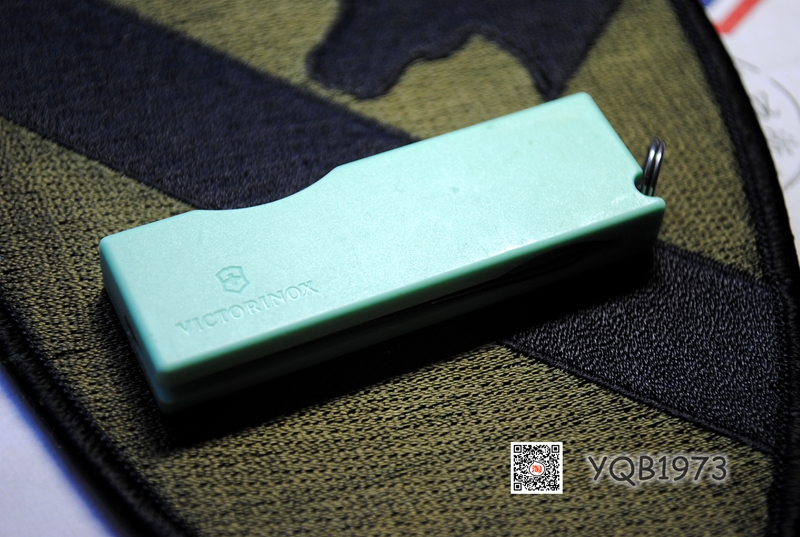 Imported original Swiss Army Knife VICTORINOX Victorinox Green Gum Edition