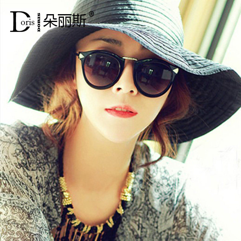 Zhou Xun Tongan sunglasses fashion retro round frame sunglasses female metal arrowhead ultra light bias mirror sunglasses