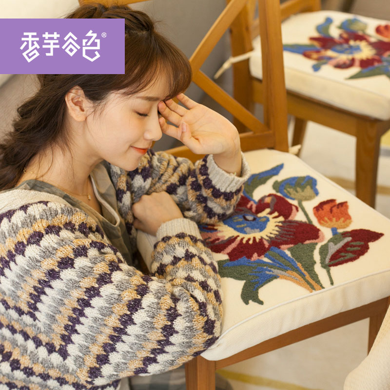 �����ɫ�����ε�A736