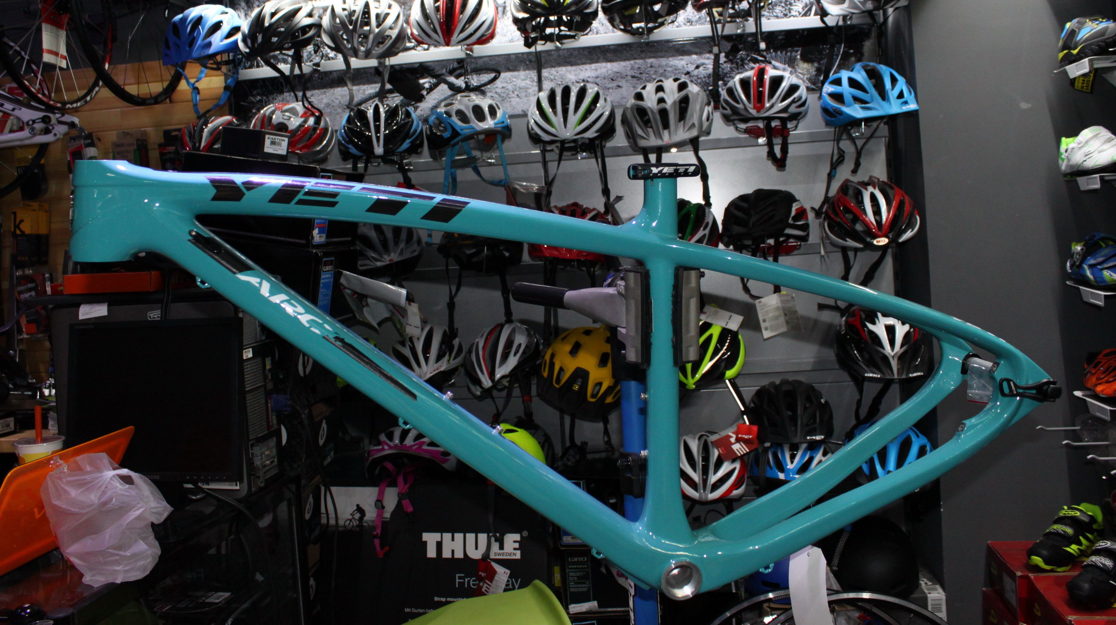 Licensed Yeti ARC Carbon XC 29er carbon fiber mountain bike frame team green