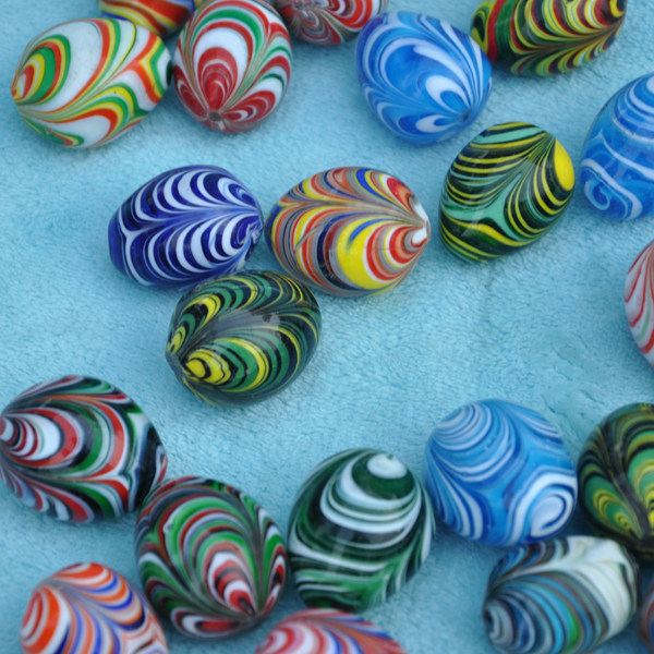 Colorful peacock stone batch Home Decoration Small Stones Gardening Garden Fish Tank Seven Colorful Patterns Tourist Remembrance Stone Eggs