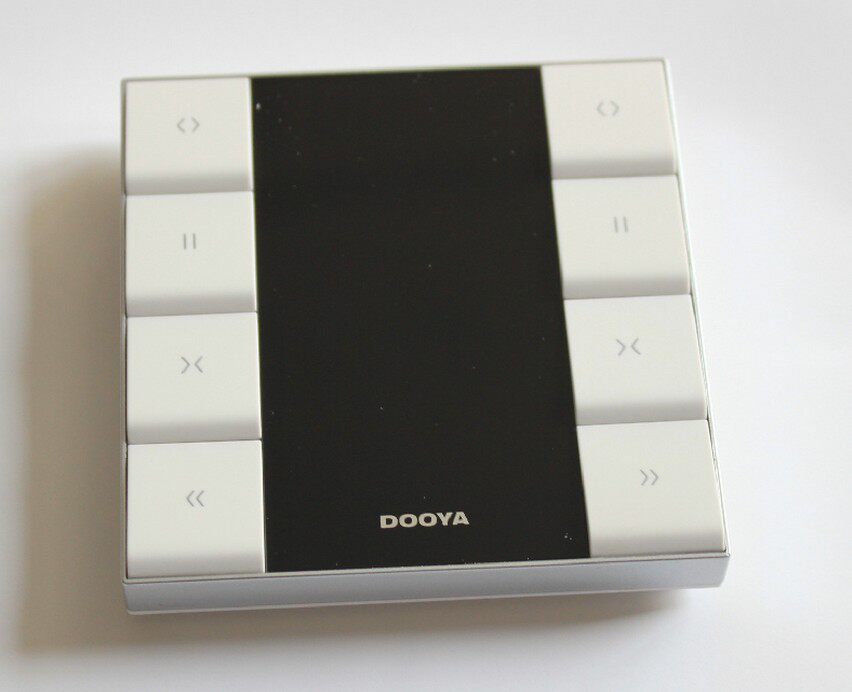 Dua Manufacturer Direct Marketing Single Control Dual Channel With Heart Patch Remote Control Switch DC2150A Electric Curtain